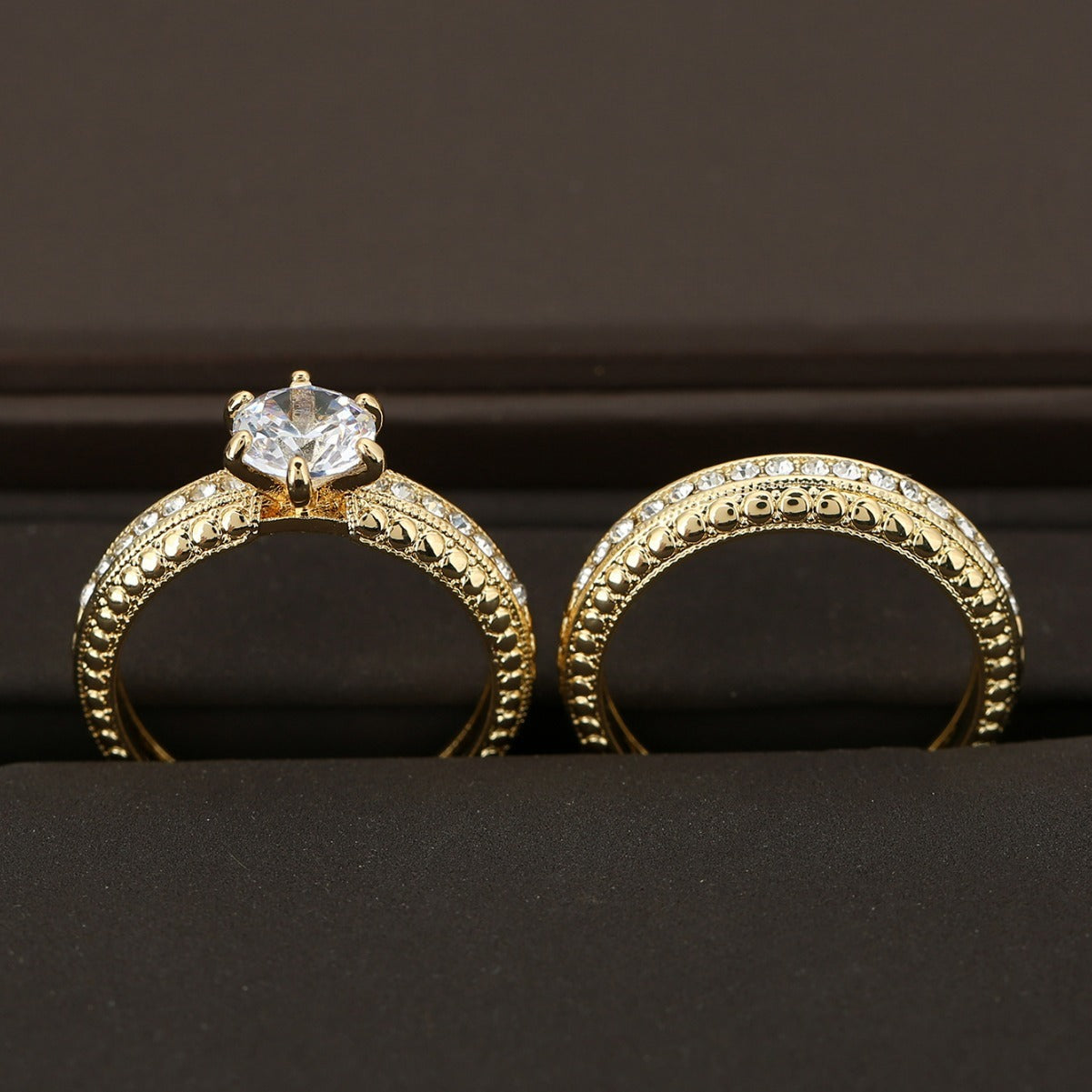 Female High-end Niche Ring Zircon